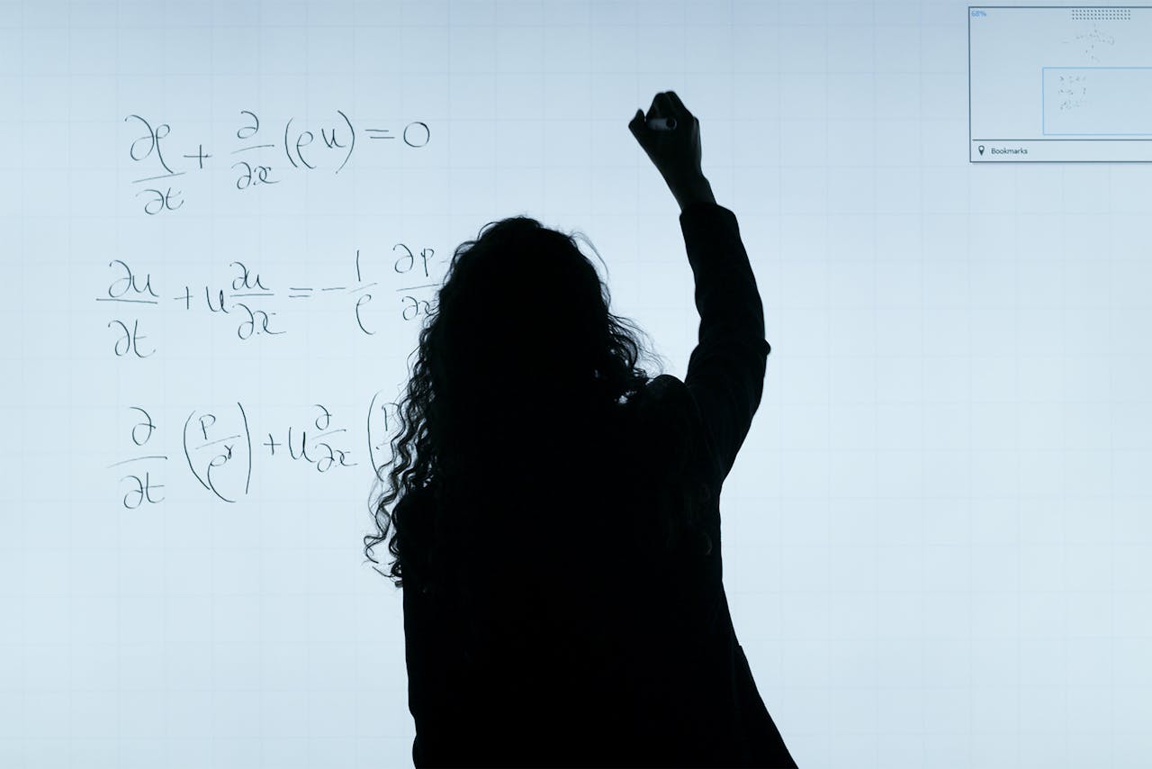 Reajuste de salários para professores em Minas Gerais