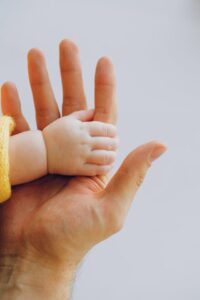 pexels-shvetsa-3845456-200x300 COM TANTAS CRIANÇAS ÓRFÃS E PETS ABANDONADOS PRECISANDO DE ATENÇÃO E AMOR NO BRASIL, POR QUÊ “BEBÊS” REBORN?
